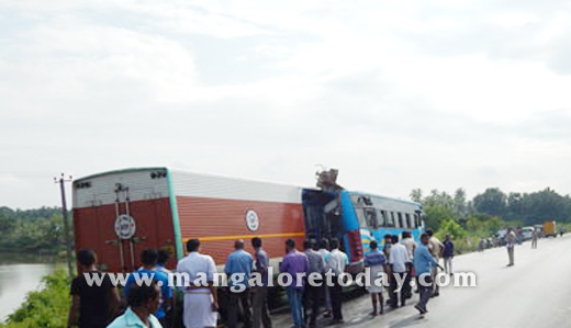 accident in brahmavar  2